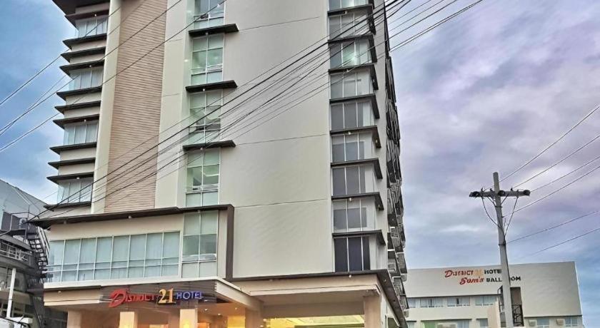 โรงแรมดิสตริค 21 อีโลอีโลซิตี้ ภายนอก รูปภาพ